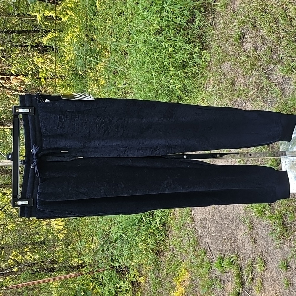 Soho Apparel Women's Large Black Joggers Pants New - Picture 10 of 10